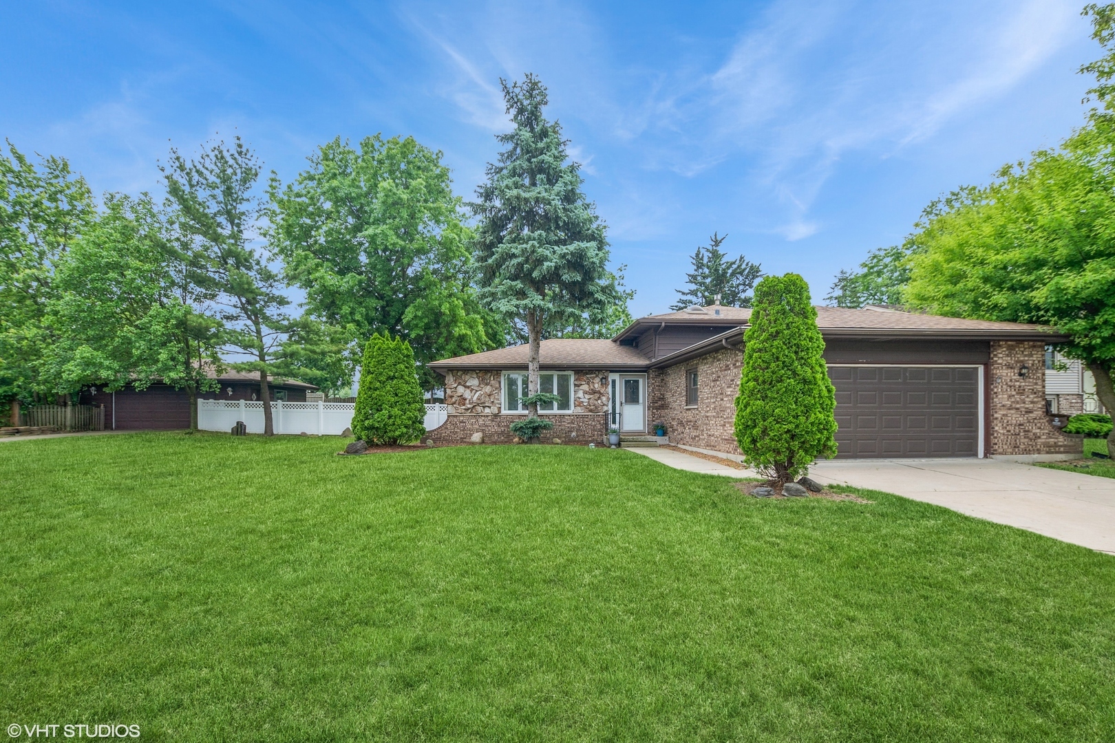 4925 Timber Court  Oak Forest IL 60452 photo