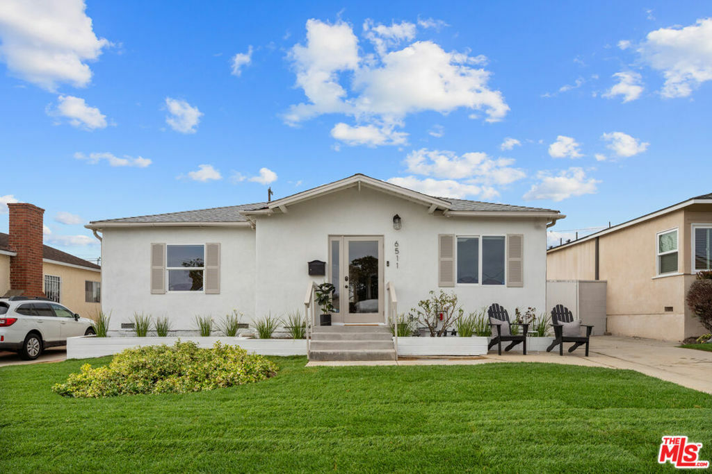 6511 W 84th Place  Los Angeles CA 90045 photo