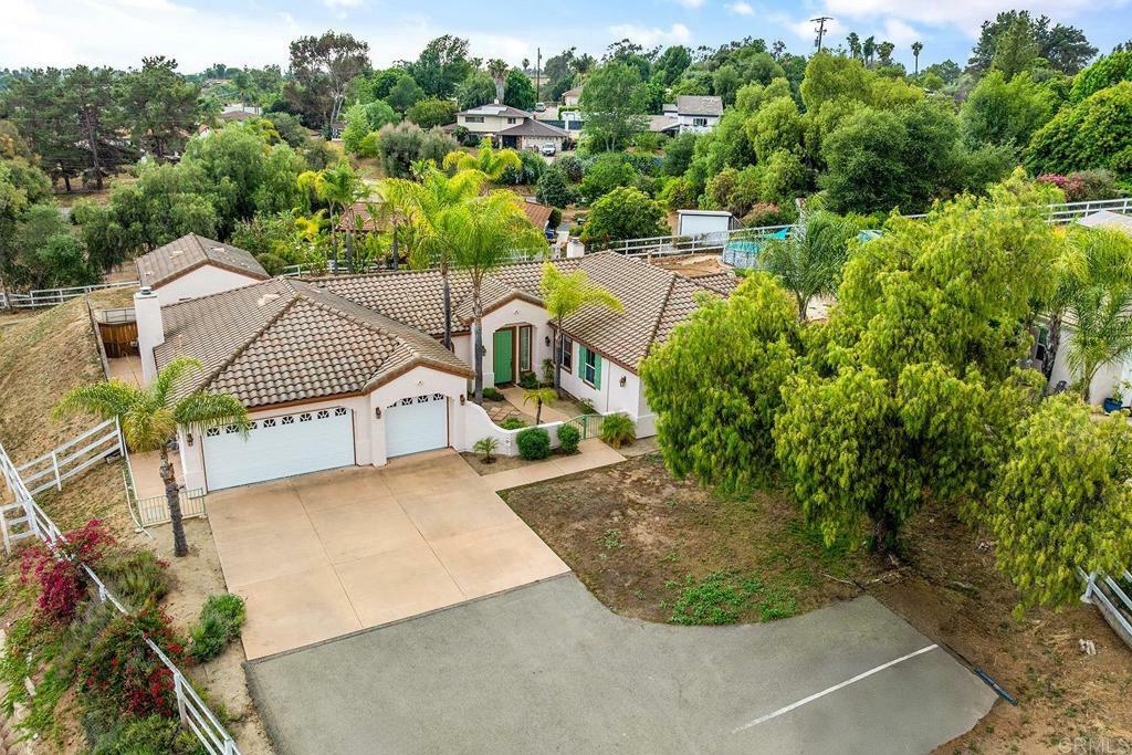 Property Photo:  731 Oak Glade Drive  CA 92028 