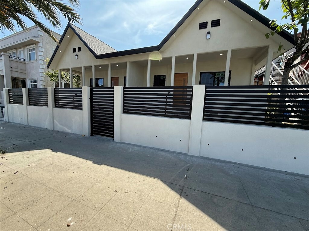 Property Photo: 1165 N Virgil Avenue CA 90029