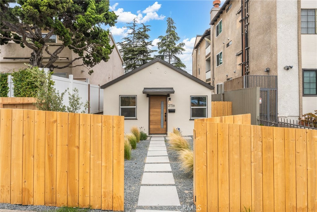 Property Photo:  3756 Sawtelle Boulevard  CA 90066 