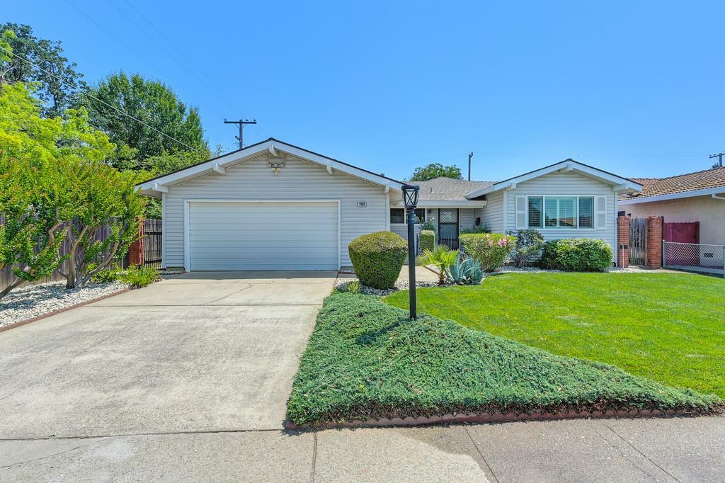 Property Photo: 2905 Notre Dame Drive CA 95826