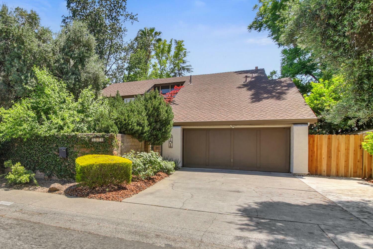 4820 Thor Way  Carmichael CA 95608 photo