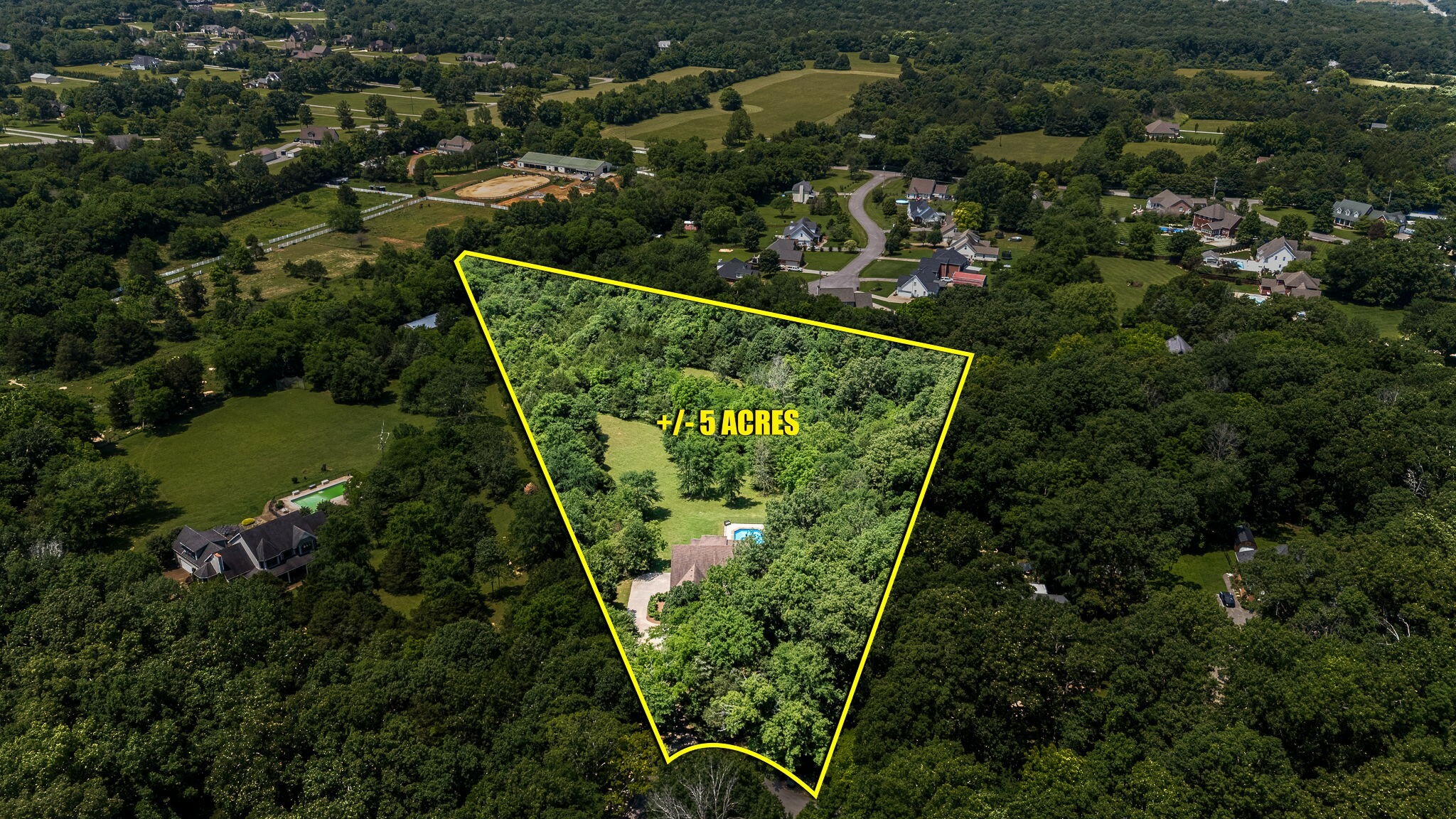 Property Photo: 3456 Red Oak Trl TN 37130