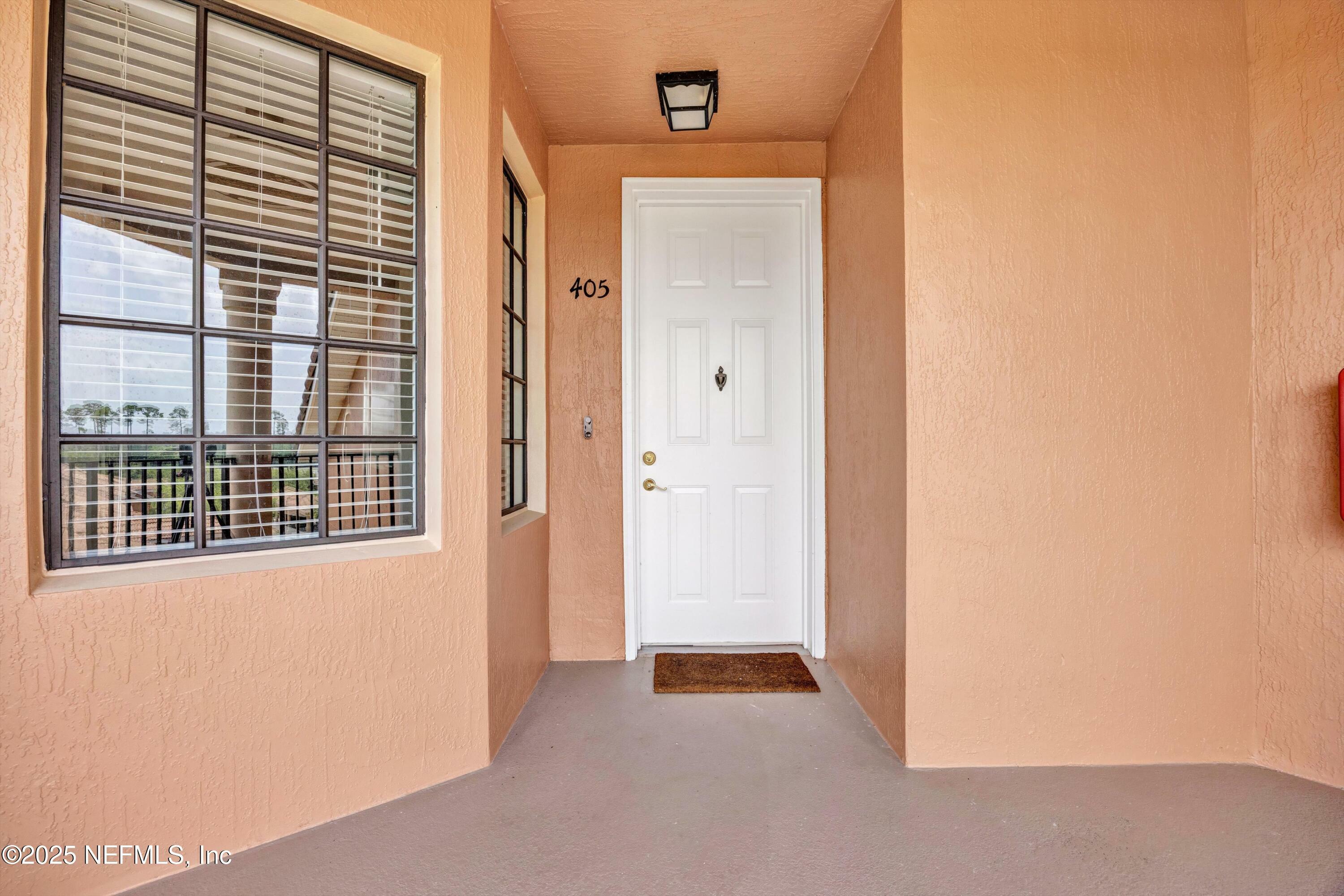 Property Photo:  210 Paseo Terraza 405  FL 32095 