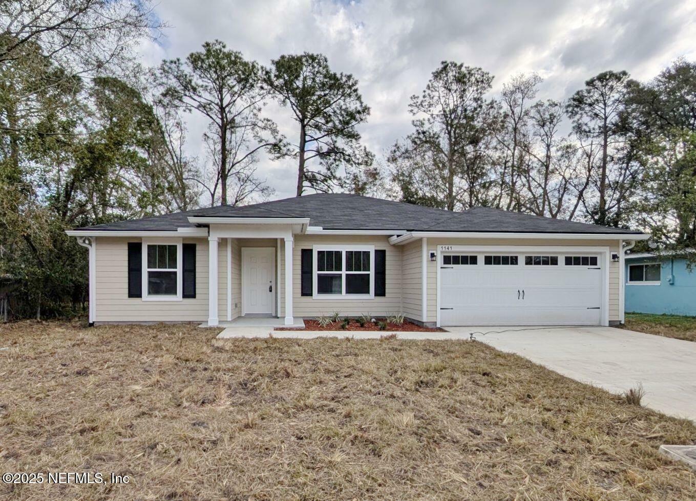 Property Photo: 1141 Le Brun Drive FL 32205
