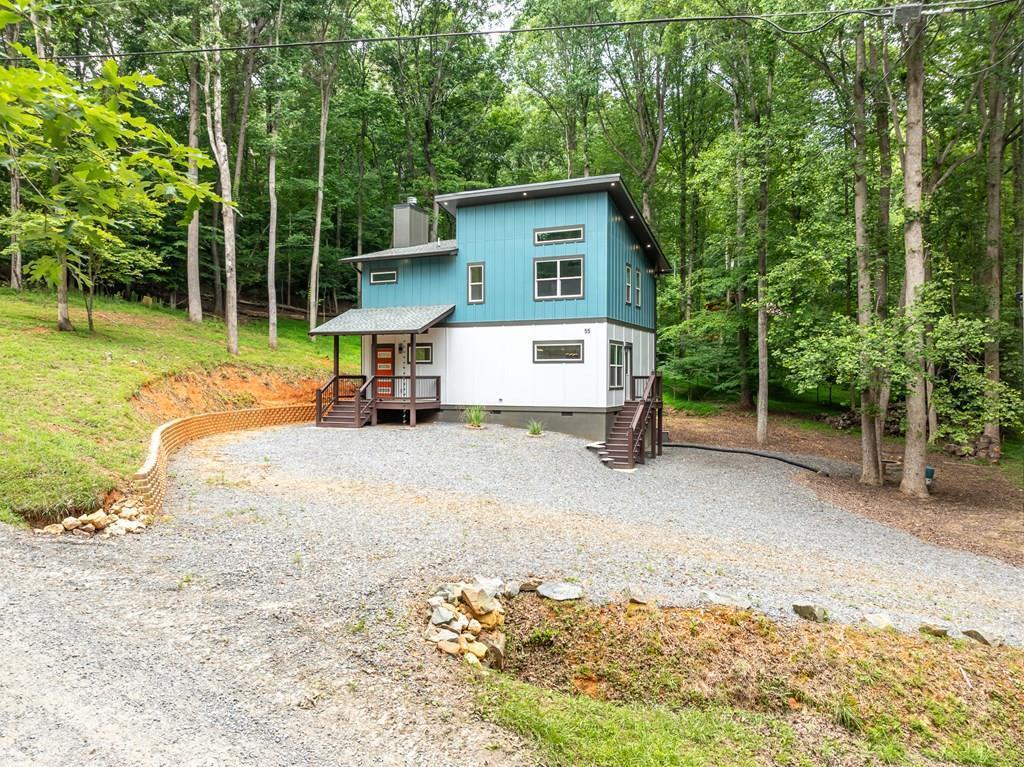 Property Photo: 55 Elmwood Circle GA 30540
