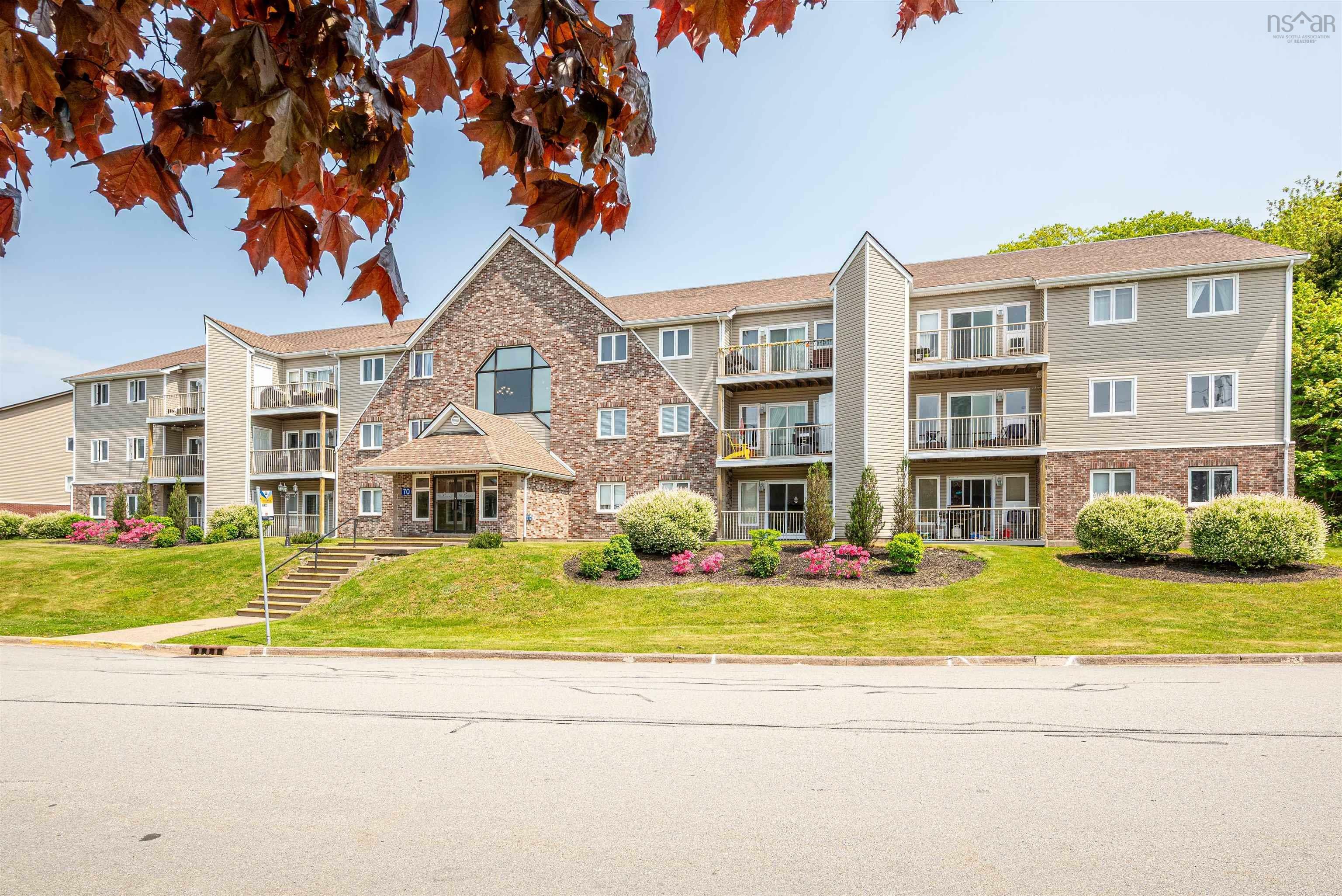 Property Photo: 7 70 Collins Grove NS B2W 4E6
