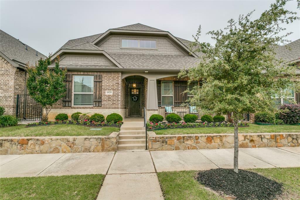 Property Photo: 6929 Heather Lane TX 76182