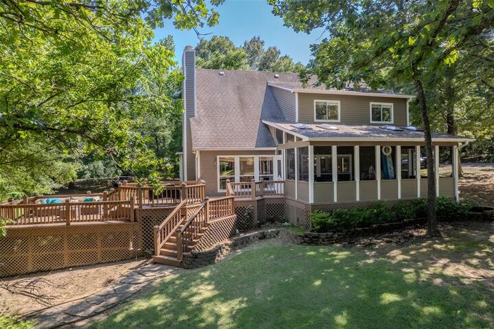 Property Photo:  233 E El Dorado Drive  TX 75480 