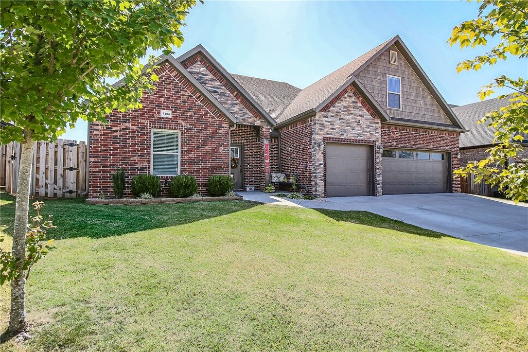 Property Photo:  4403 SW Plumley Avenue  AR 72713 