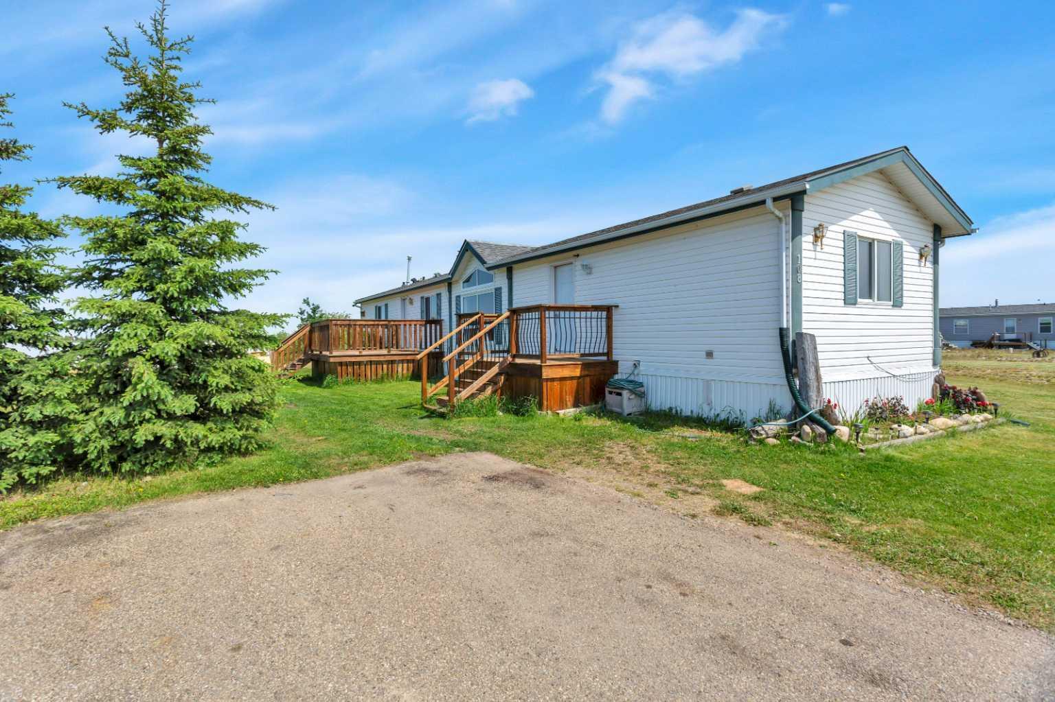 Property Photo: 5823 52 Street 108 AB T0M 0X0