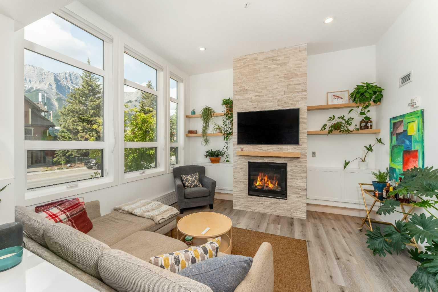Property Photo: 810 7th Street 108 AB T1W 0N4