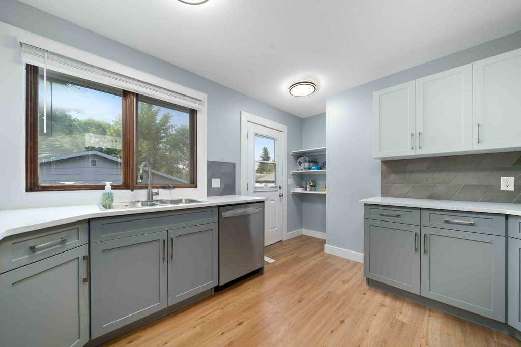 Property Photo: 43 Greenbrook Way E AB T1R 0J2