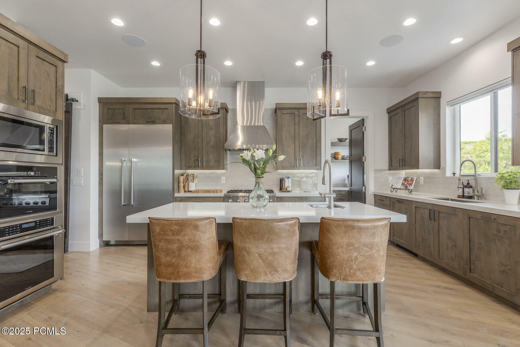 Property Photo: 1480 W Alpine Avenue UT 84032