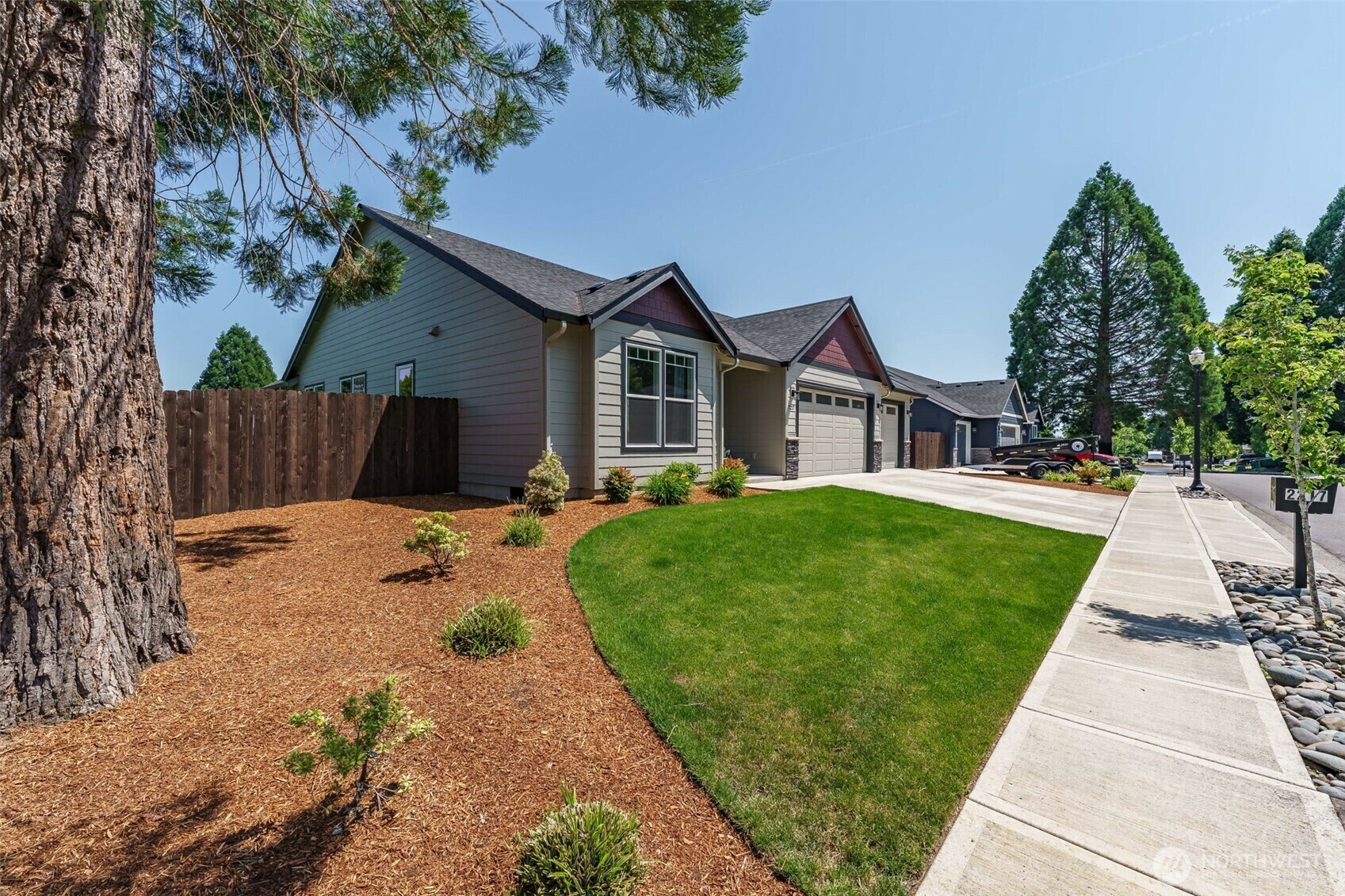 Property Photo:  2217 NW 2nd Ave  WA 98604 