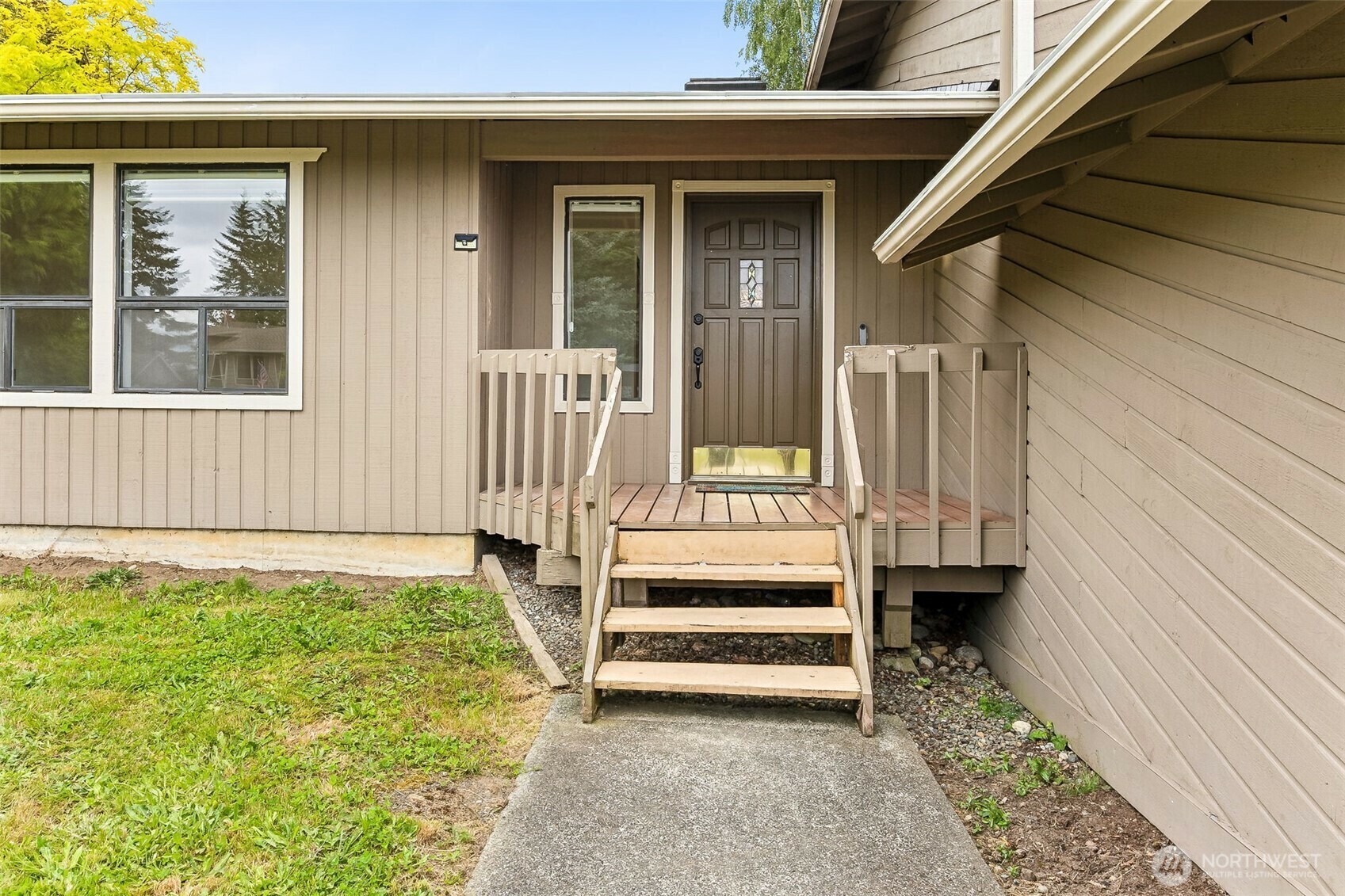 Property Photo: 13319 SE 248th Place WA 98042