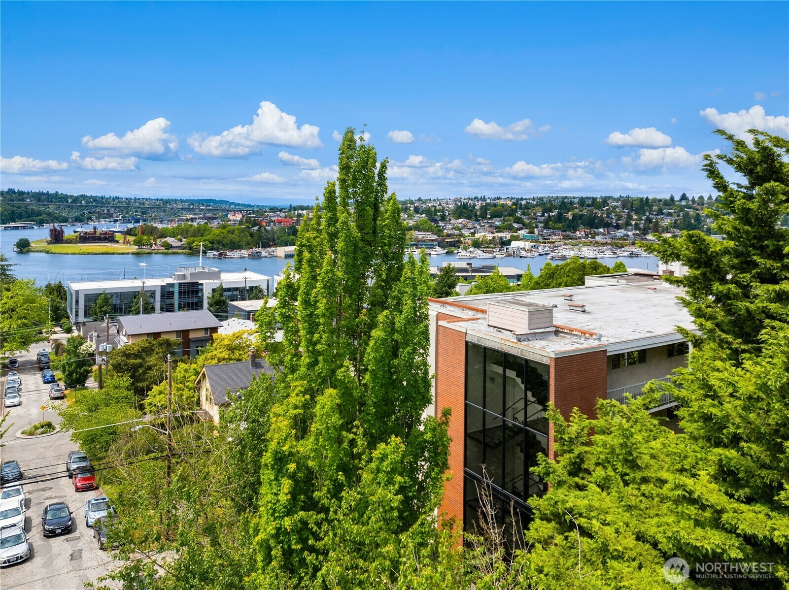 2703  Boylston Avenue E 401  Seattle WA 98102 photo