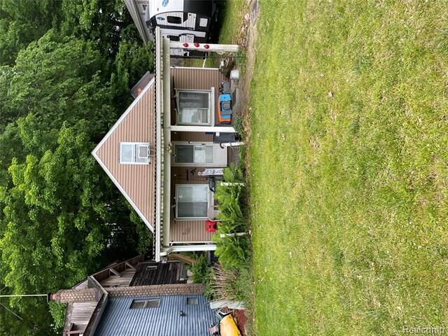 Property Photo: 2074 Gray Park Drive MI 48446