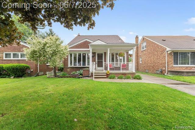 Property Photo: 8148 Buckingham Avenue MI 48101