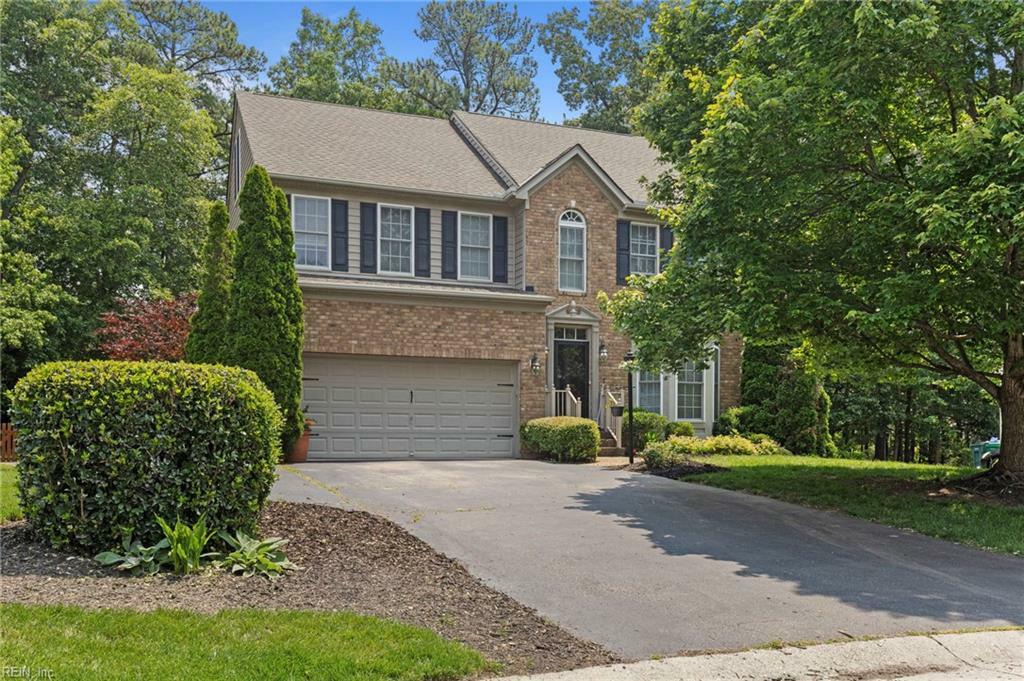 Property Photo: 10928 Virginia Forest Ct VA 23060