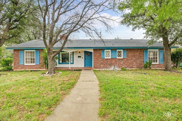 Property Photo:  1902 College Hills Blvd  TX 76904 
