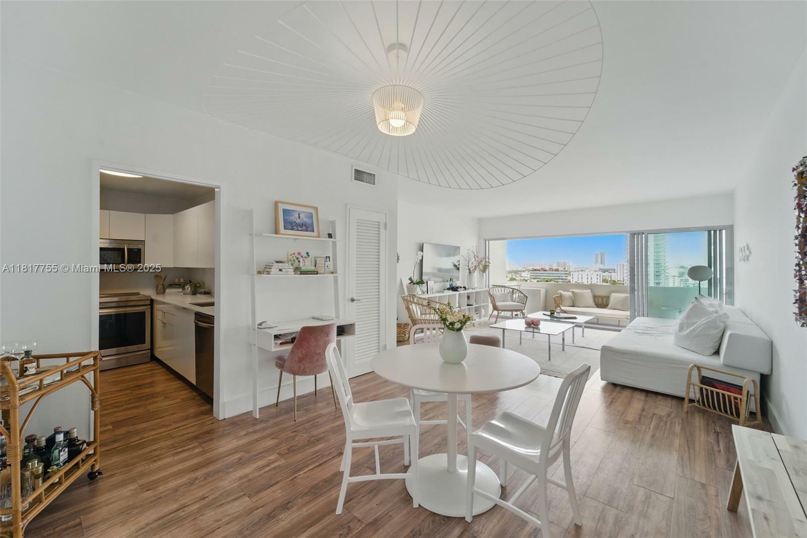 Property Photo: 3 Island Ave 12J FL 33139