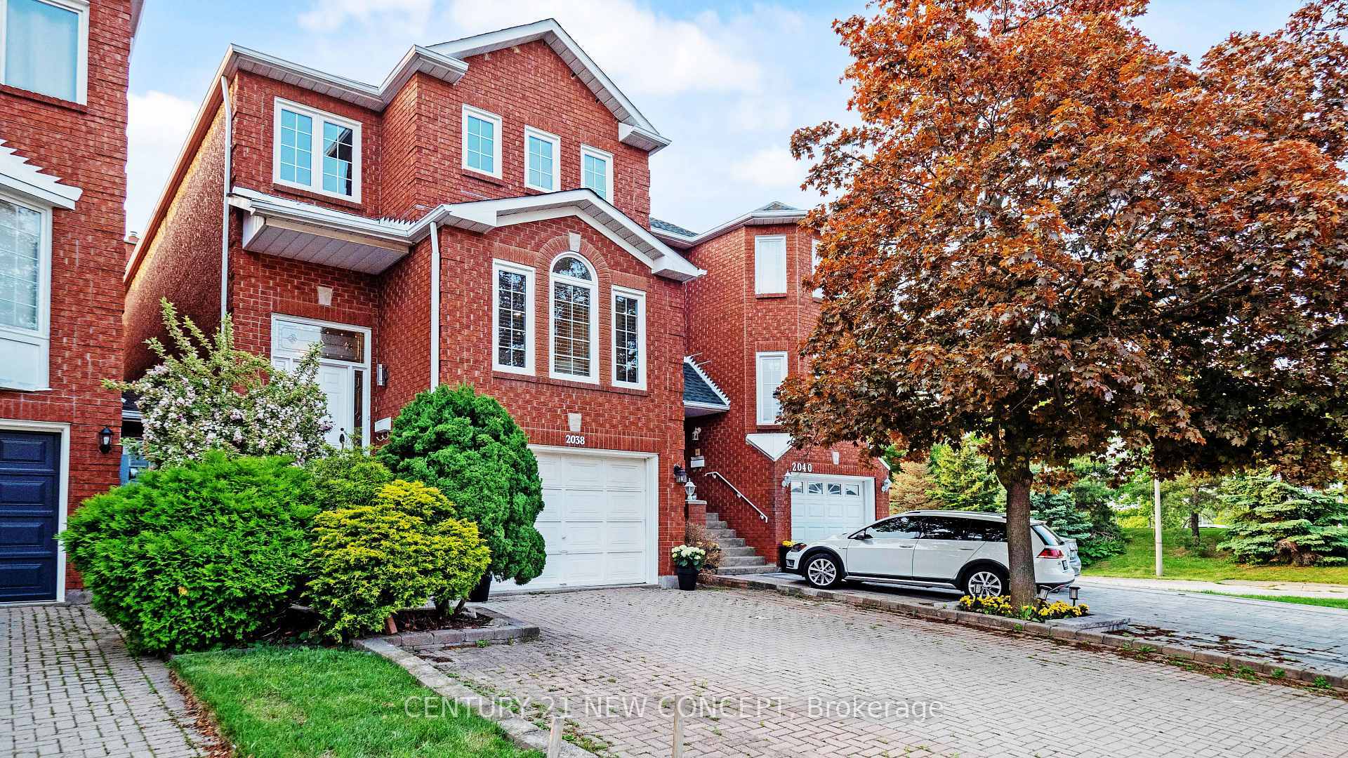 Photo de la propriété: 2038 Lumberman Lane ON L6M 2Z1