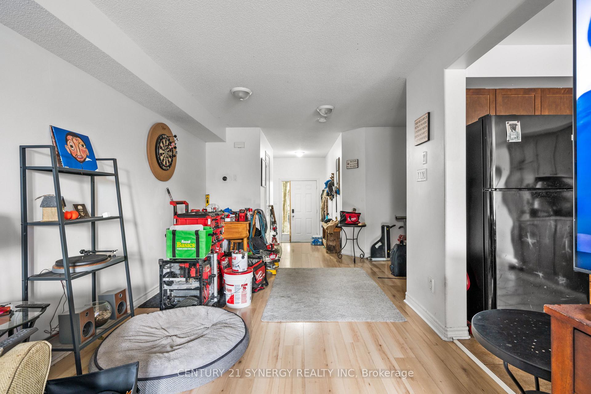 Property Photo: 148 Talltree Crescent ON K2S 0B1