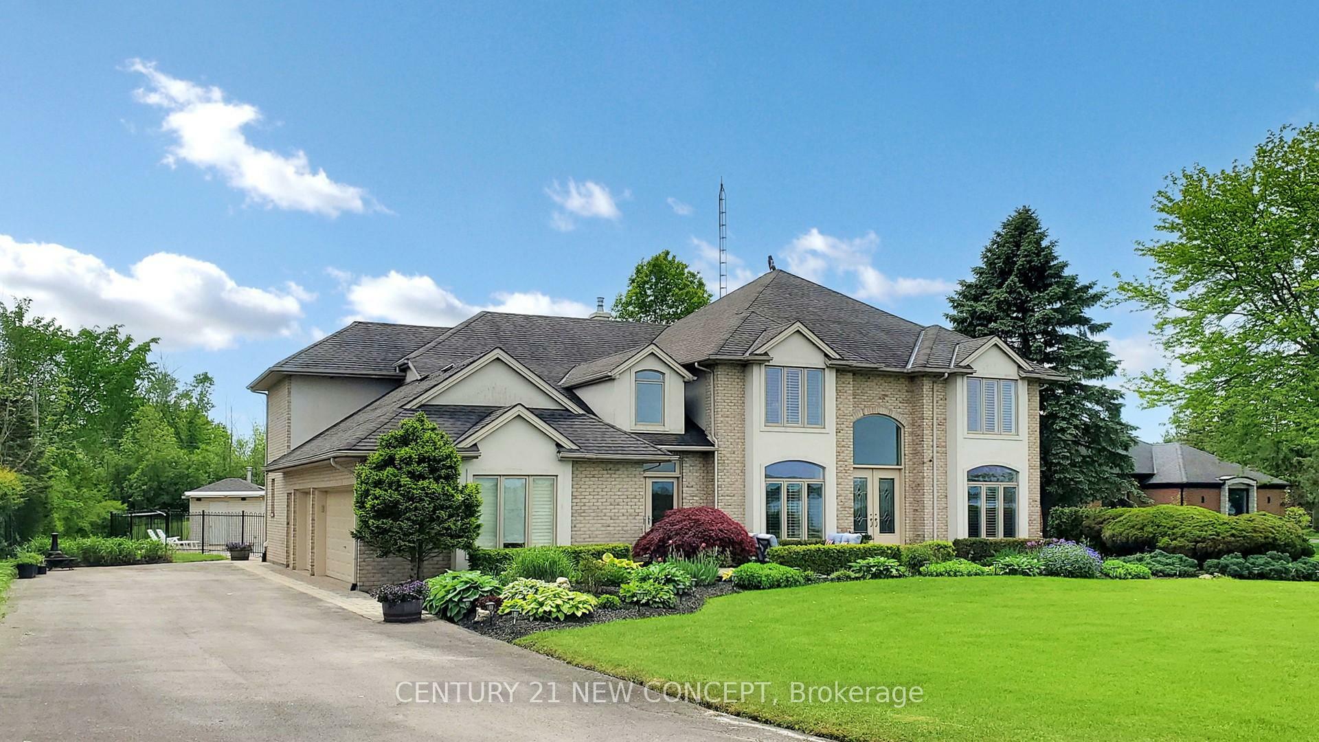Property Photo:  2011 Niagara Parkway  ON L2A 5M4 