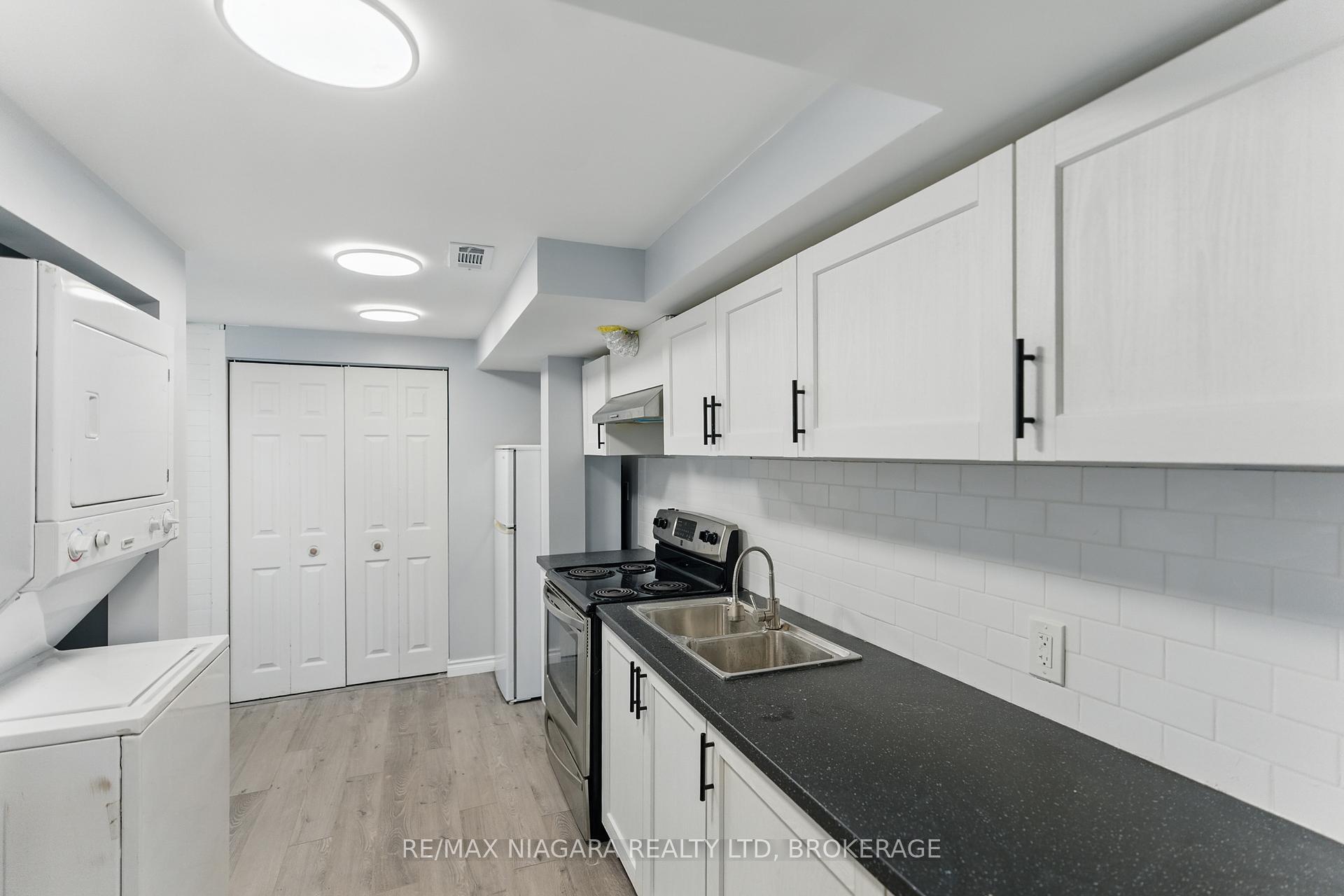 Property Photo: 290 Scholfield Avenue S Lower ON L3B 1N8
