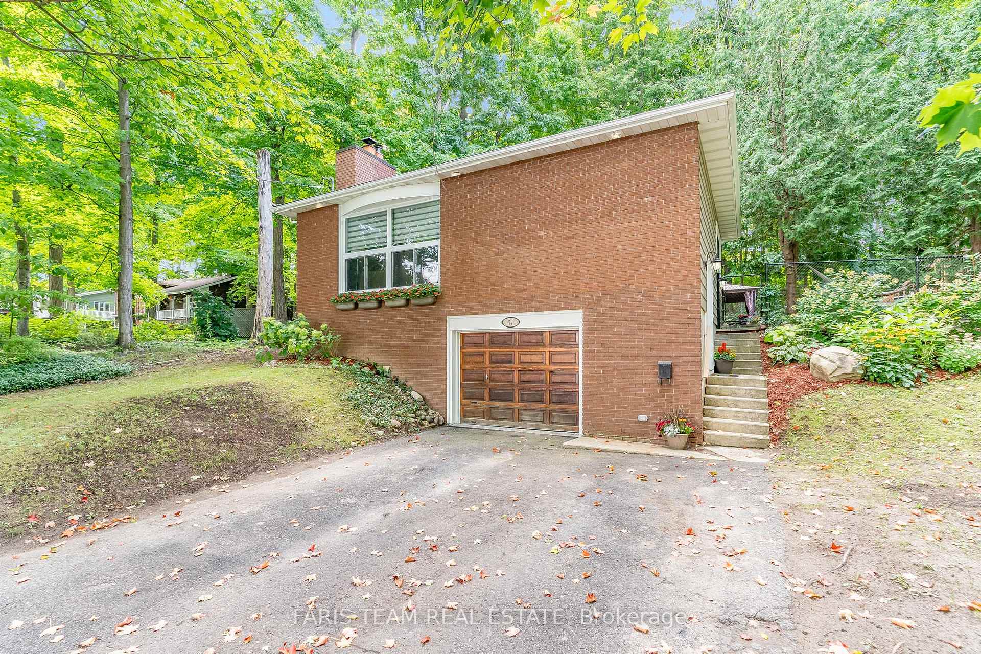 Property Photo: 77 Little Lake Drive ON L4M 7B9