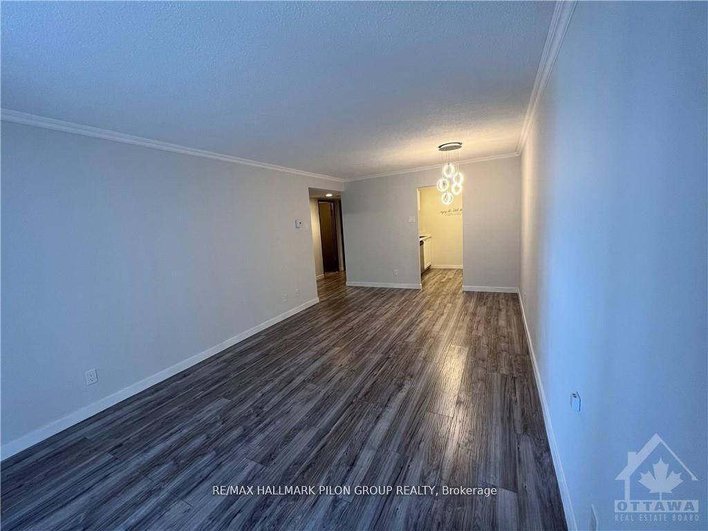 Property Photo:  475 Laurier Avenue W 1504  ON K1R 7X1 