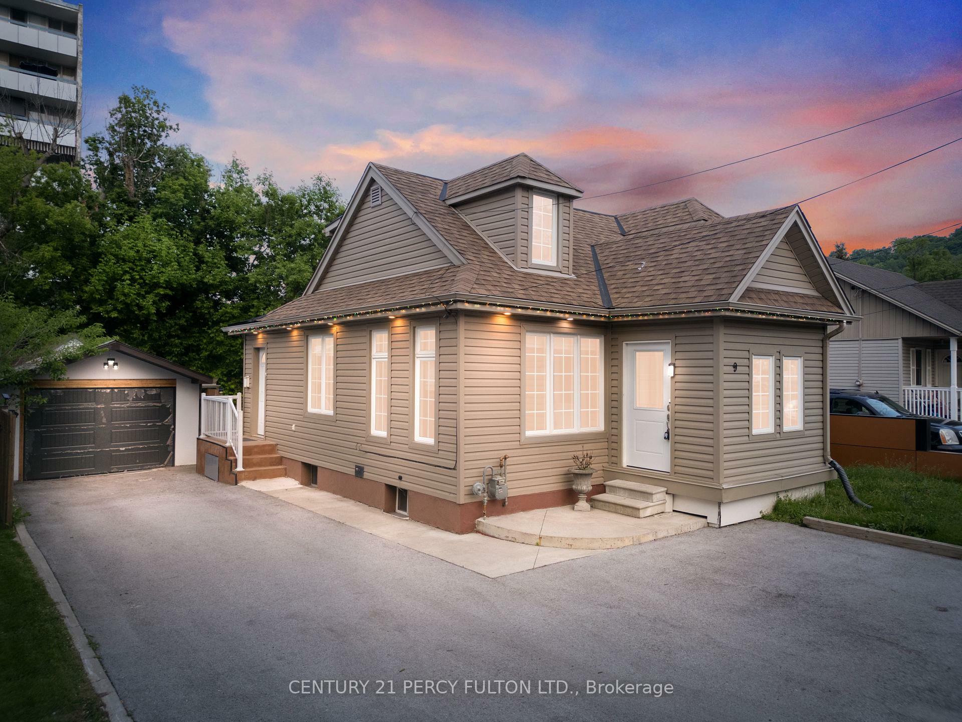 9 New Mountain Road  Hamilton ON L8G 2R4 photo