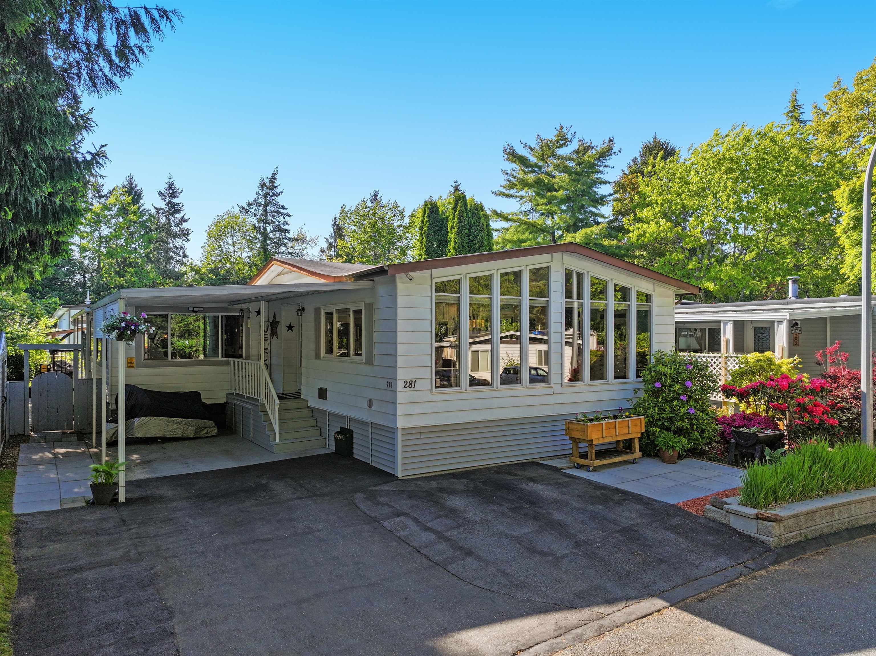 Photo de la propriété: 1840 160 Street 281 BC V4A 4X4