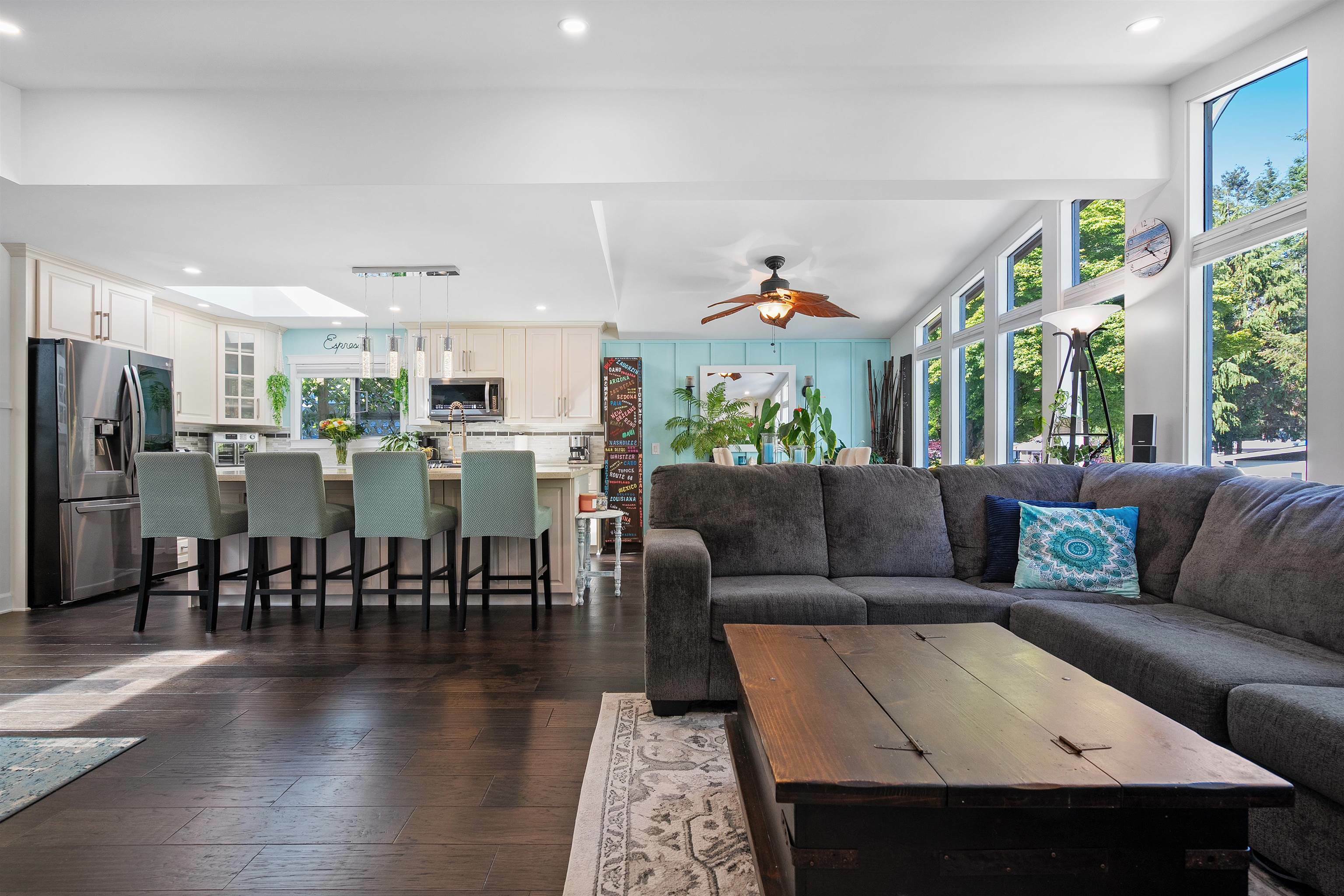 Property Photo: 1840 160 Street 281 BC V4A 4X4