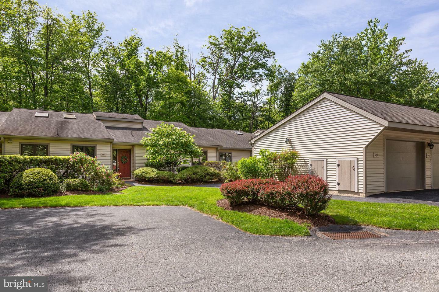Property Photo: 960 Kennett Way PA 19380