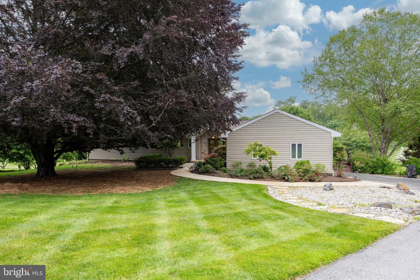 1004 General Stevens Drive  West Chester PA 19382 photo