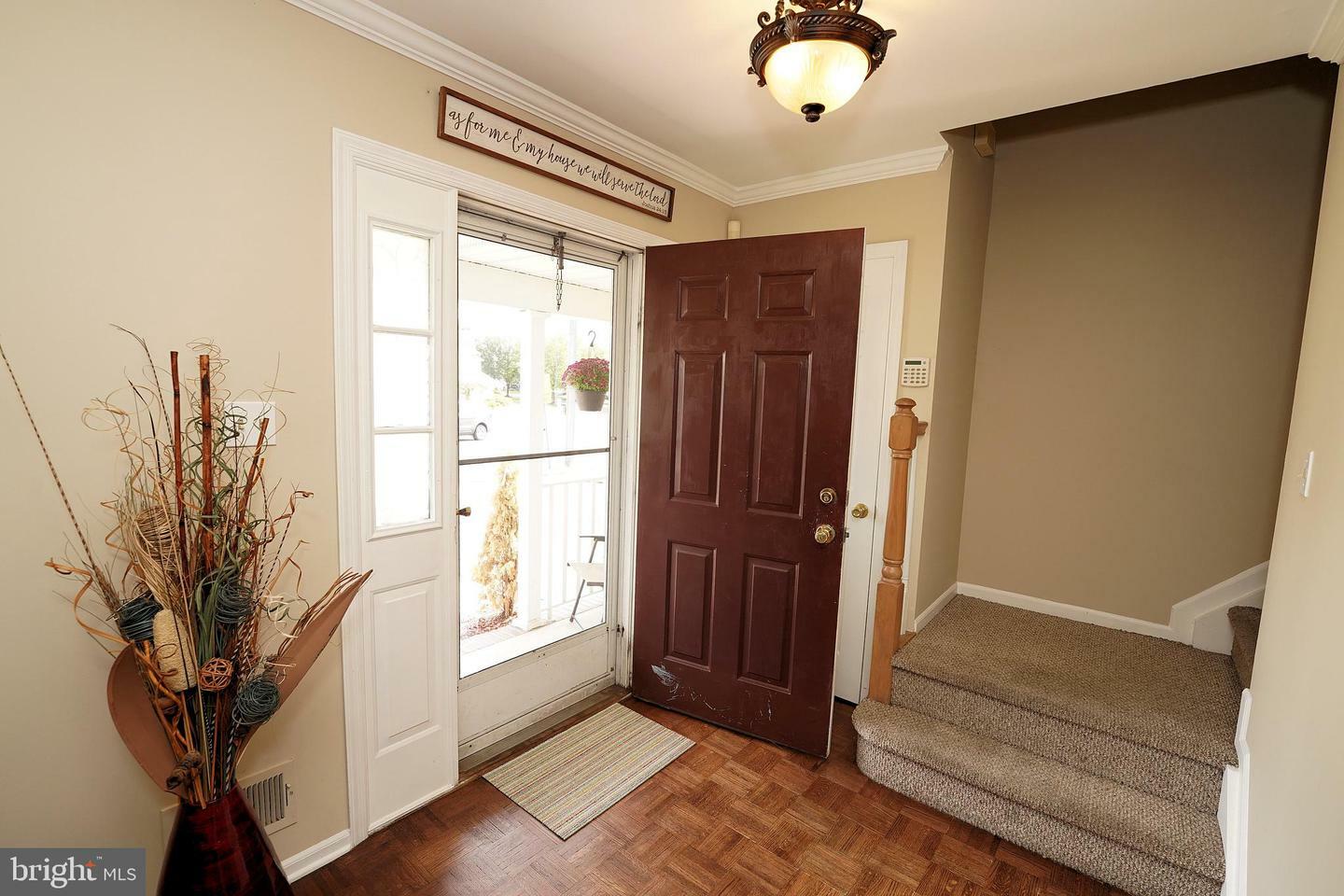 Property Photo:  10 Sunflower Lane  NJ 08620 