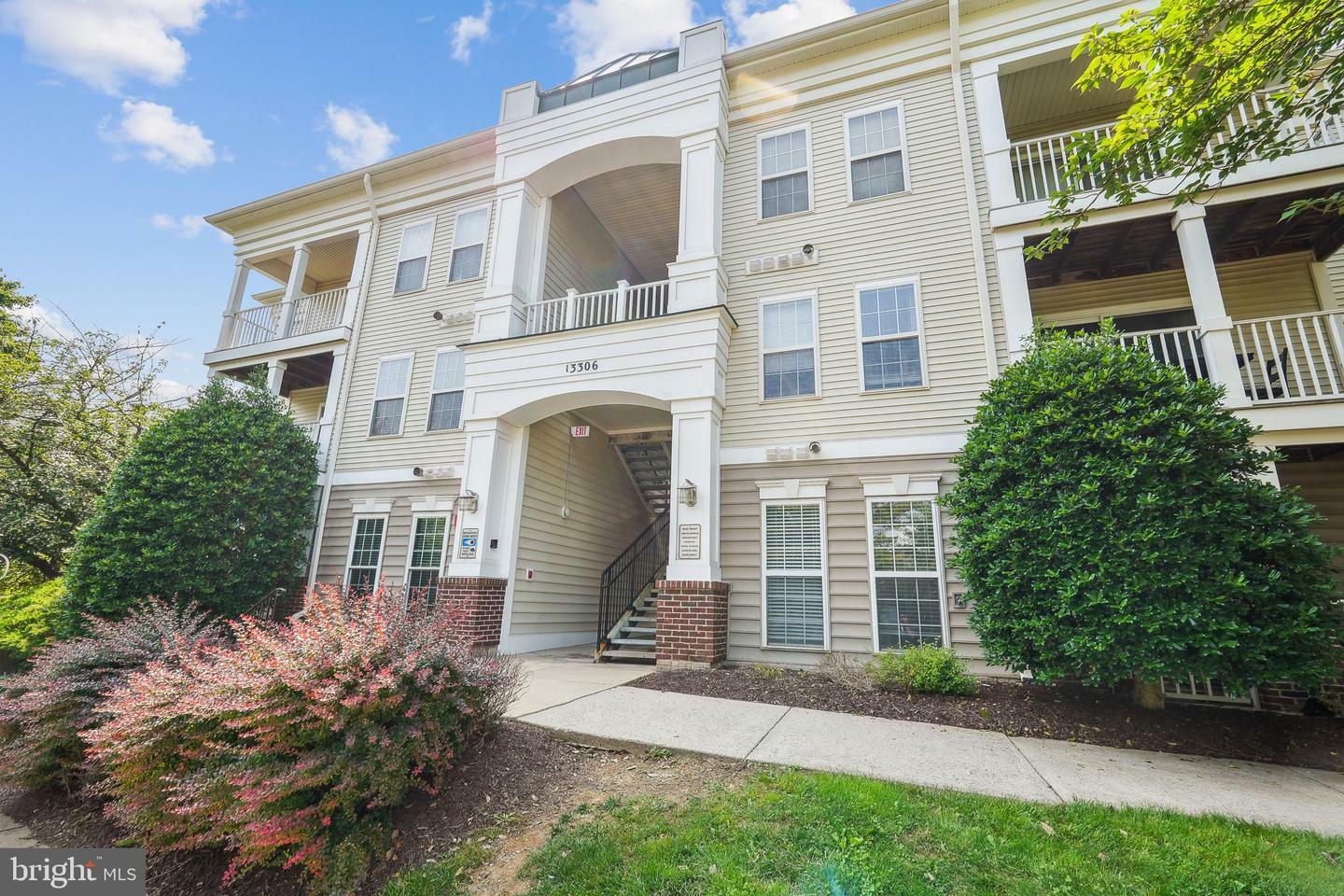 Property Photo: 13306 Kilmarnock Way 3-I MD 20874