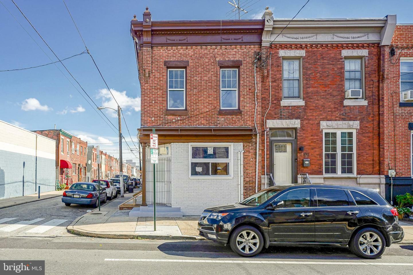 Property Photo: 1815 S 20th Street PA 19145