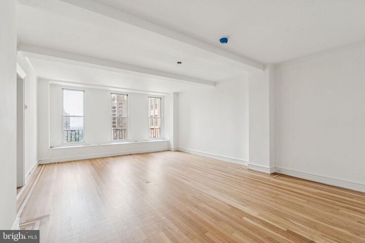 Property Photo:  1901 Walnut Street 16E  PA 19103 