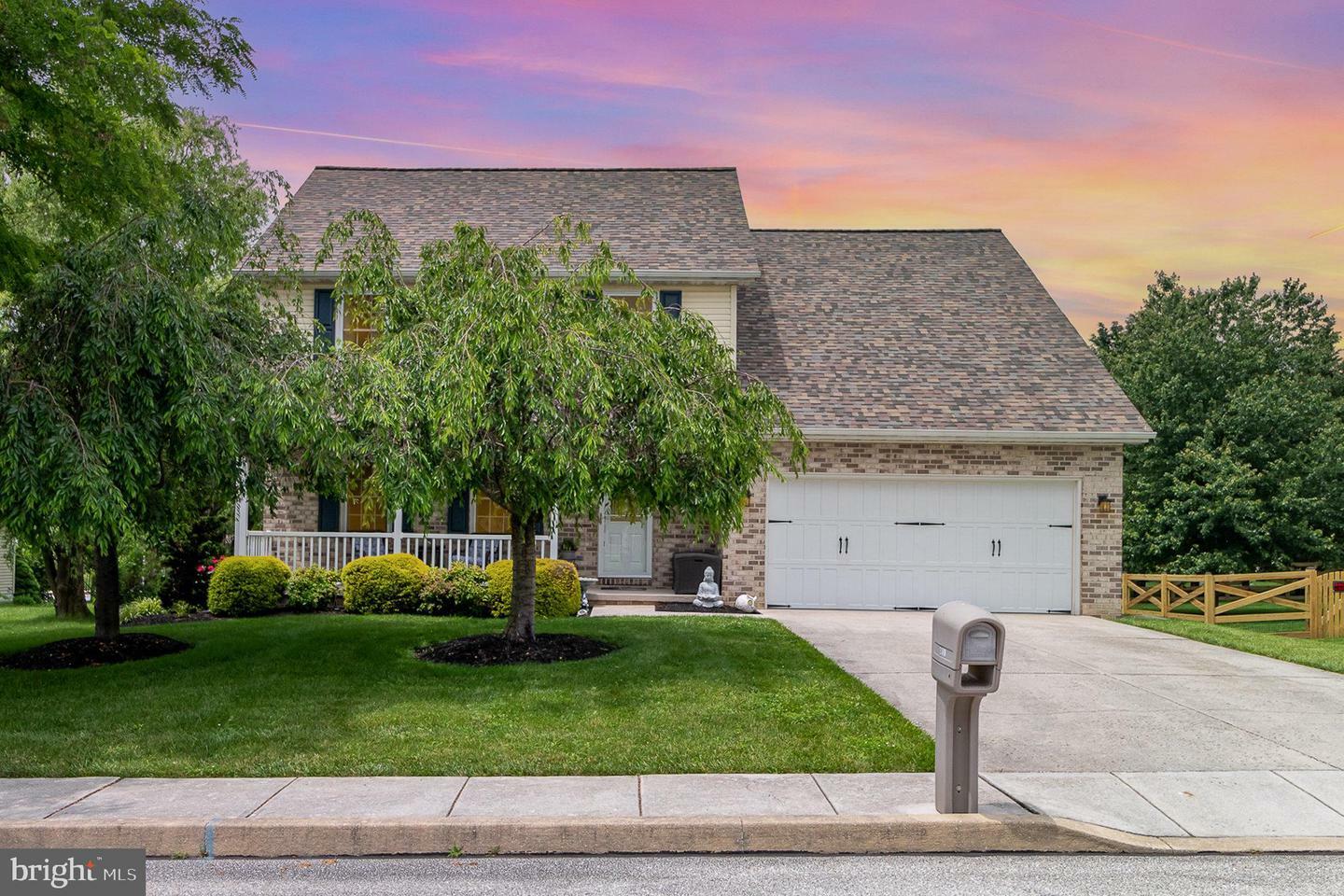 Property Photo: 349 Lexington Way PA 17340