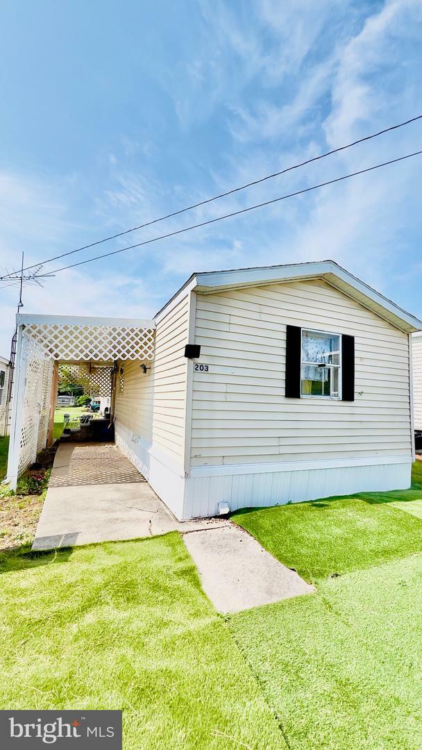 Property Photo: 203 Bordic Road PA 19606