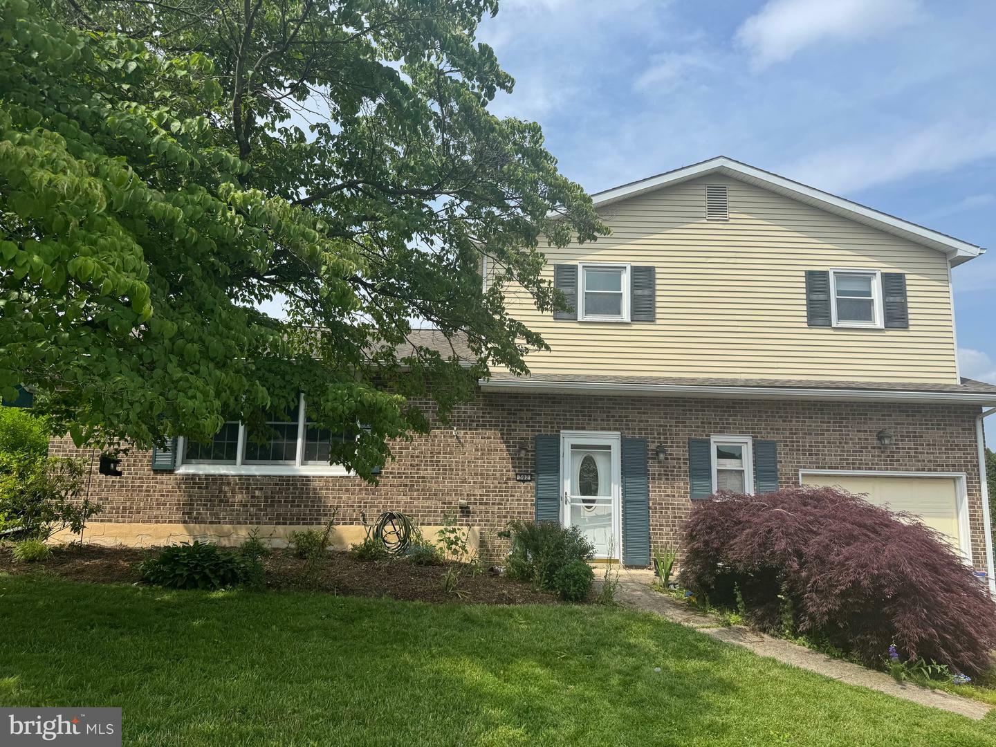 302 Iroquois Way  Mechanicsburg PA 17050 photo