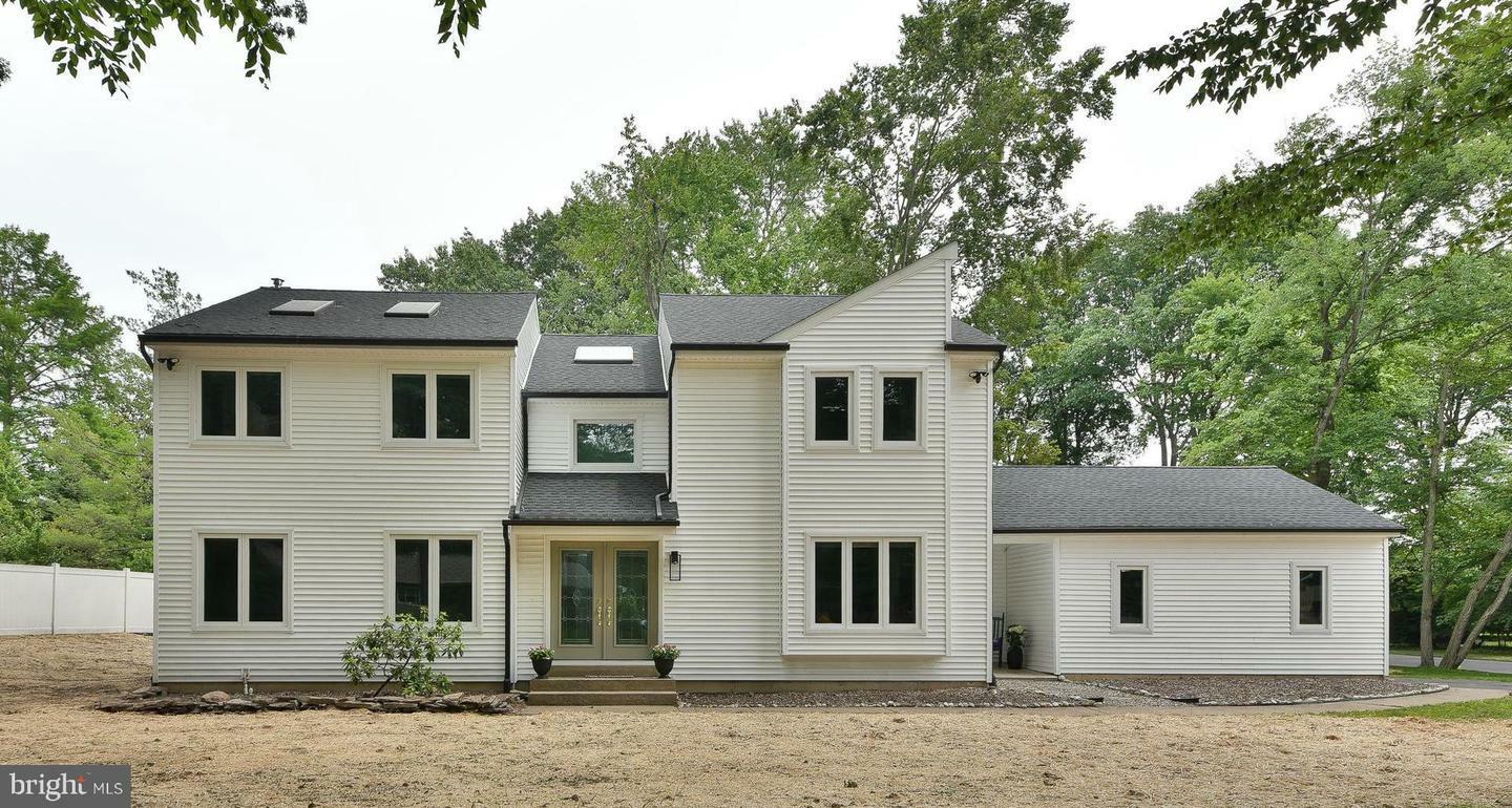 Property Photo: 402 Ramsey Road PA 19067