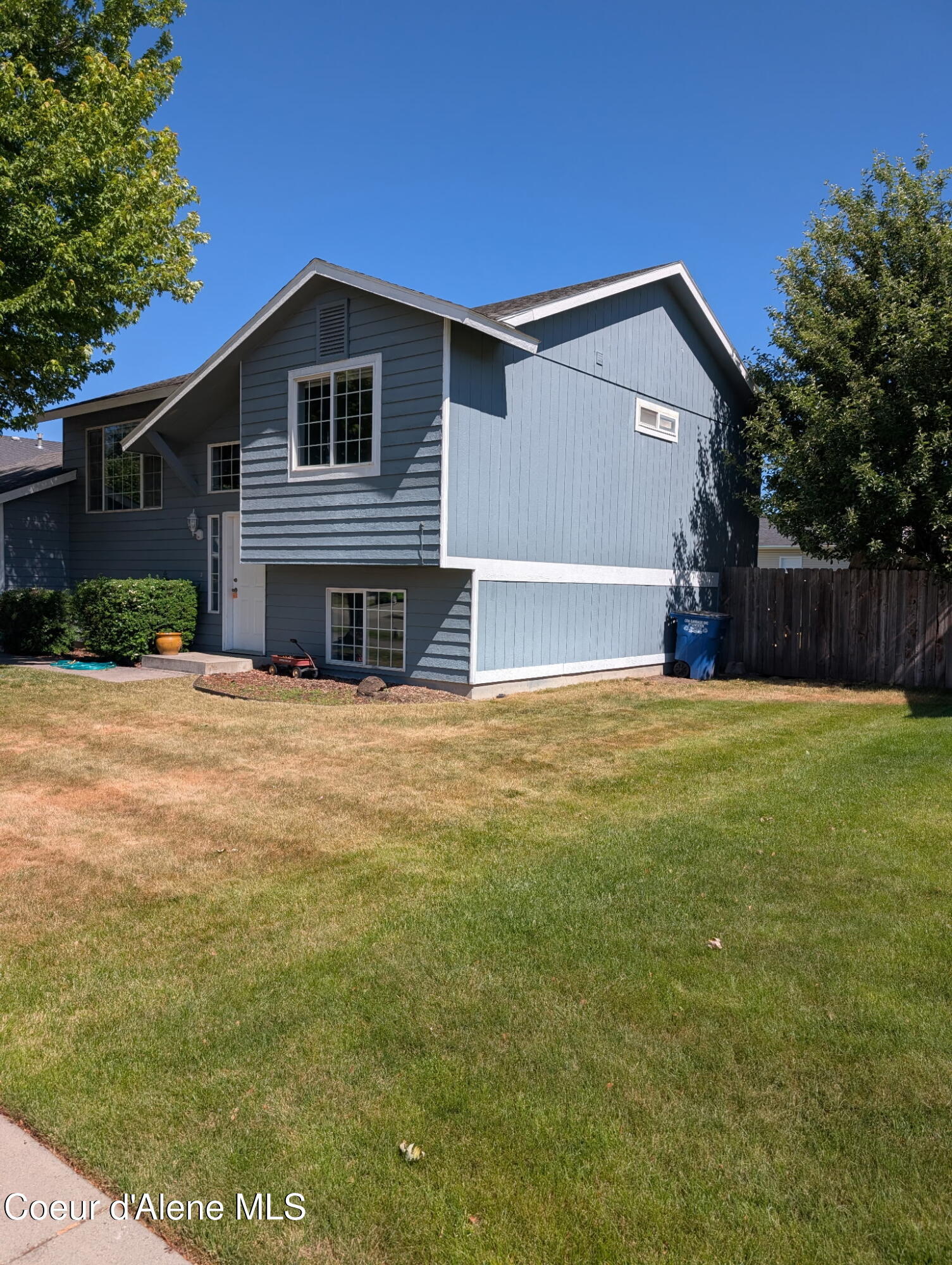 Property Photo: 902 E Glacier Peak Dr ID 83854