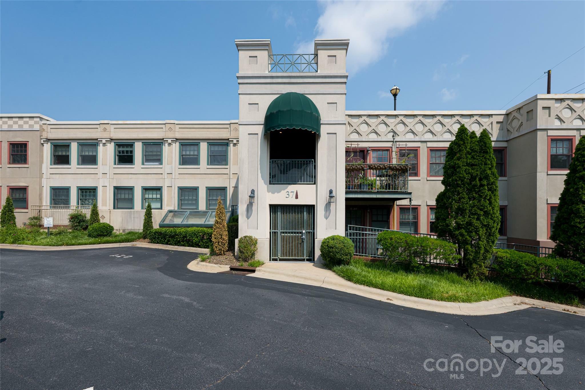 37 Hiawassee Street W203  Asheville NC 28801 photo
