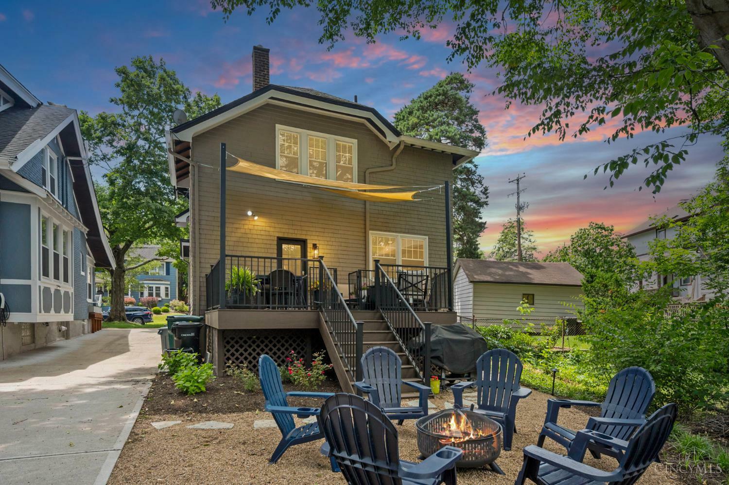 Property Photo: 3720 Aylesboro Avenue OH 45208