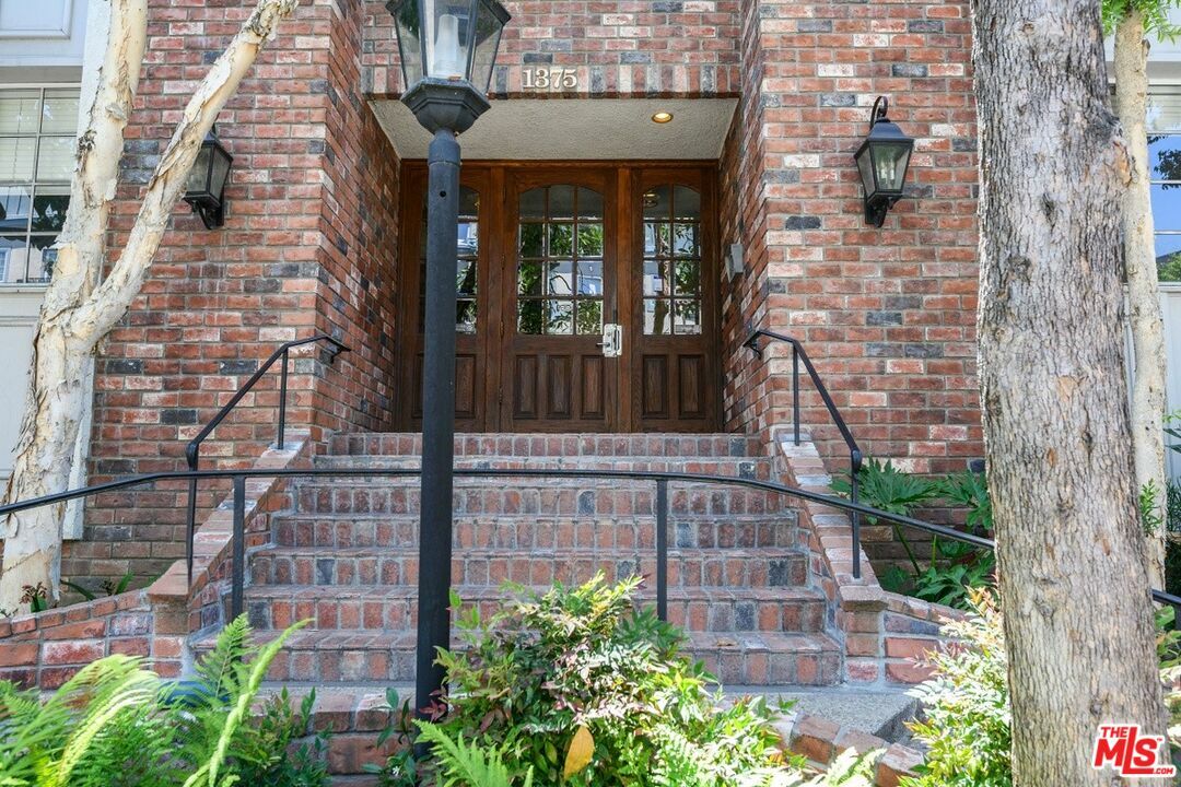 1375 Kelton Ave  Los Angeles CA 90024 photo